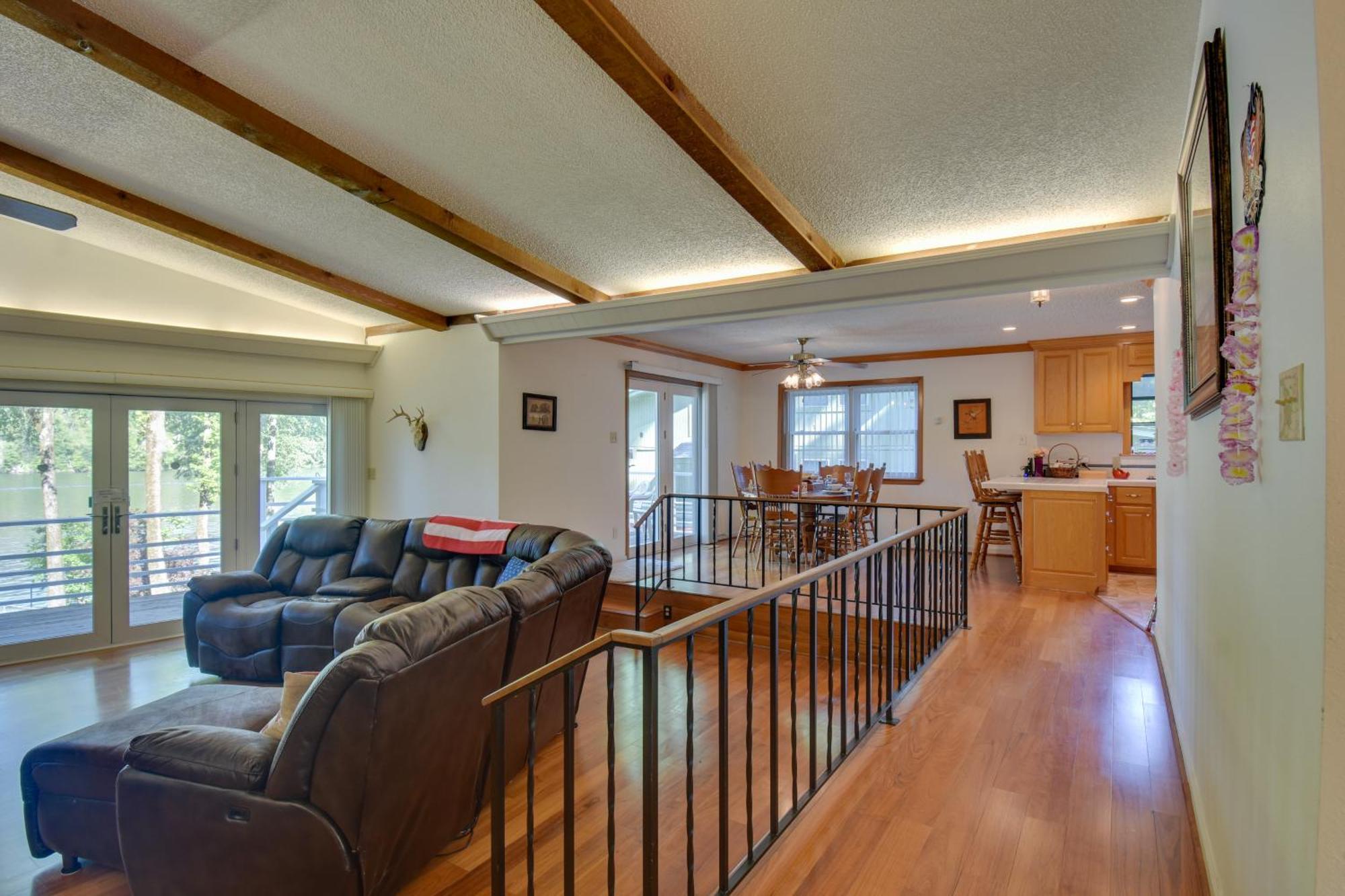 Lakefront Retreat With Deck, Dock And Resort Amenities هوت سبرنغز المظهر الخارجي الصورة